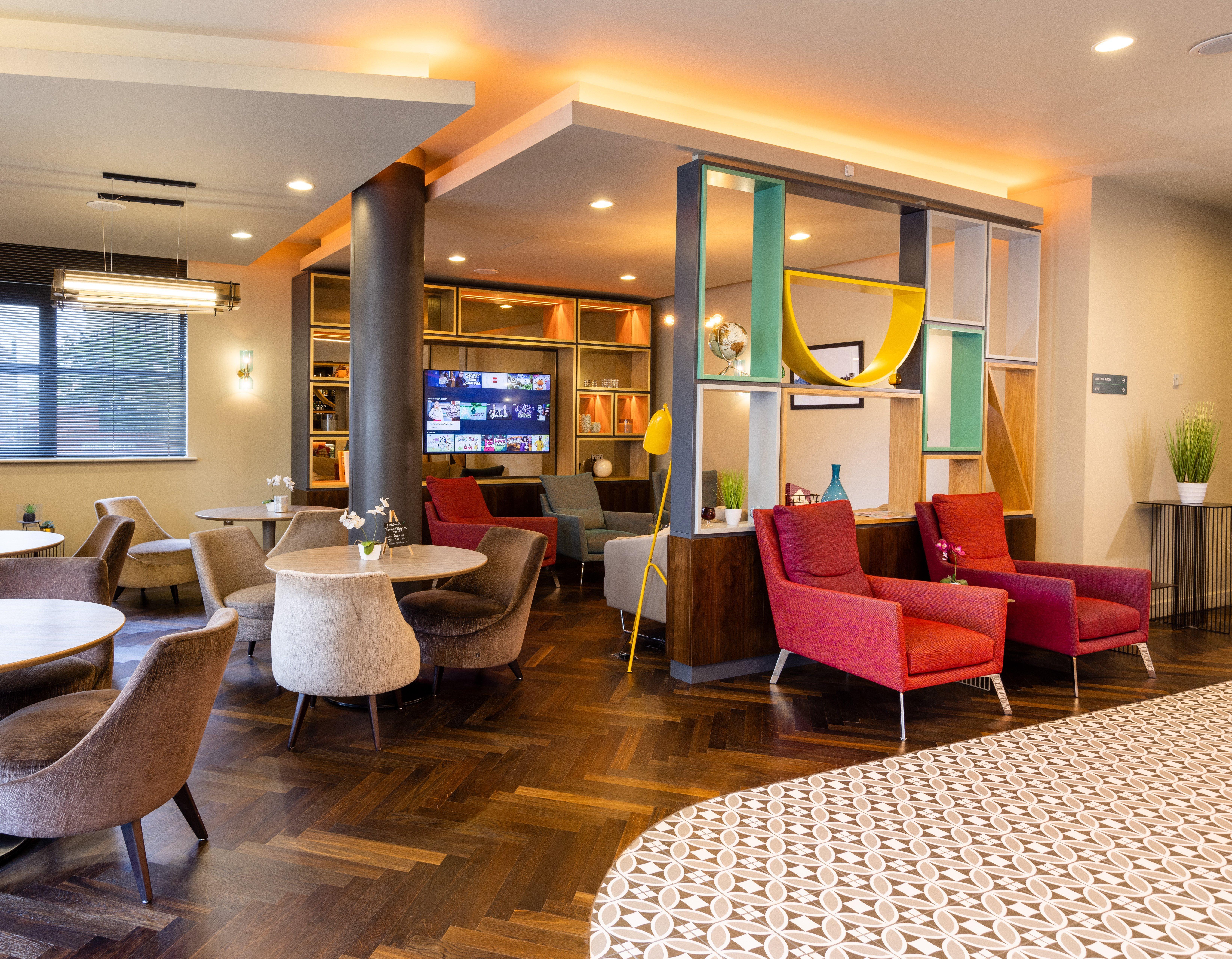 Centre By Ihg Hotel 4*