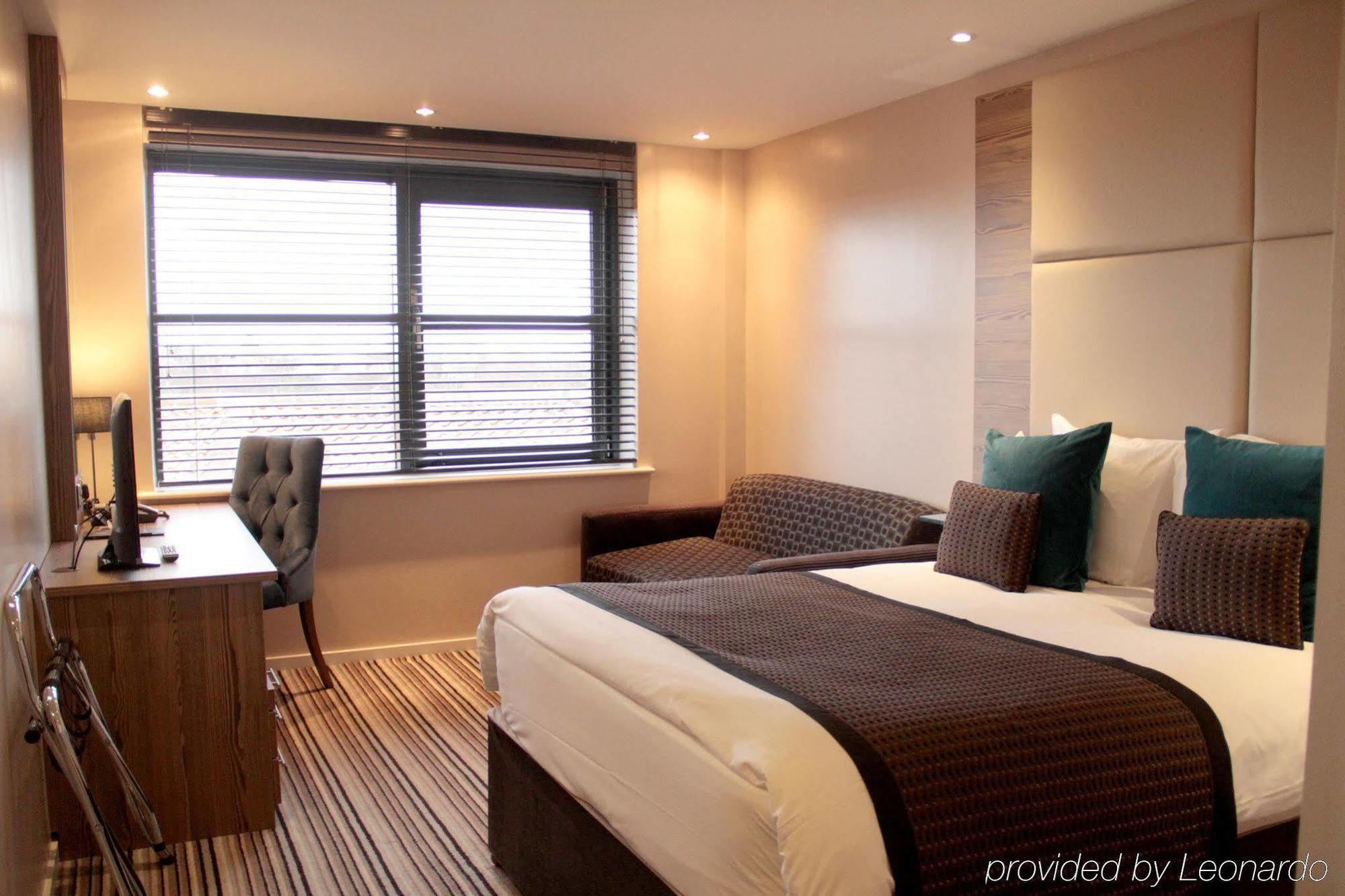 Hotel Centre By Ihg 4*